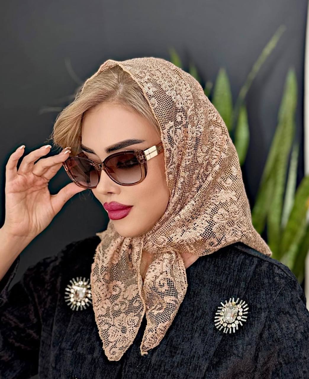 روسری لچک سه گوش گیپور کد257 R - شیک گرد